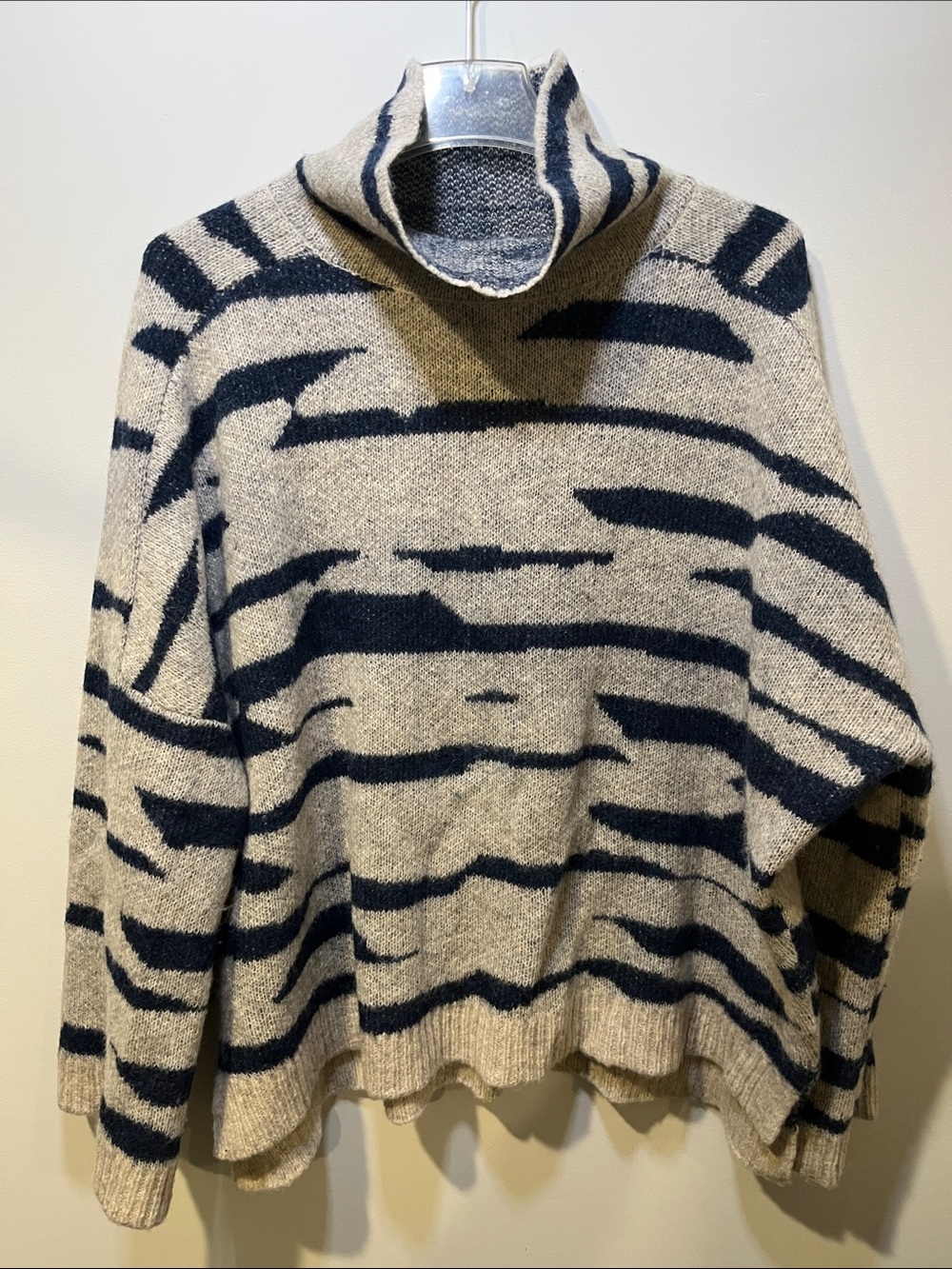 Wrap London Gray and Navy Patterned Turtleneck Sweater